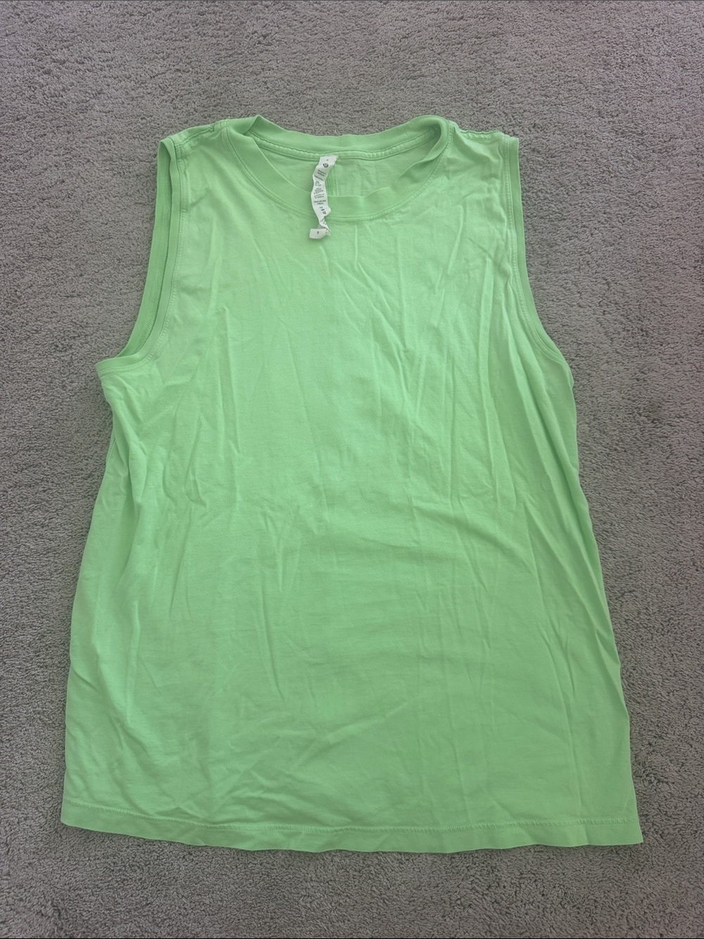 Lululemon Lime Green Sleeveless Crewneck Tank Top size 6